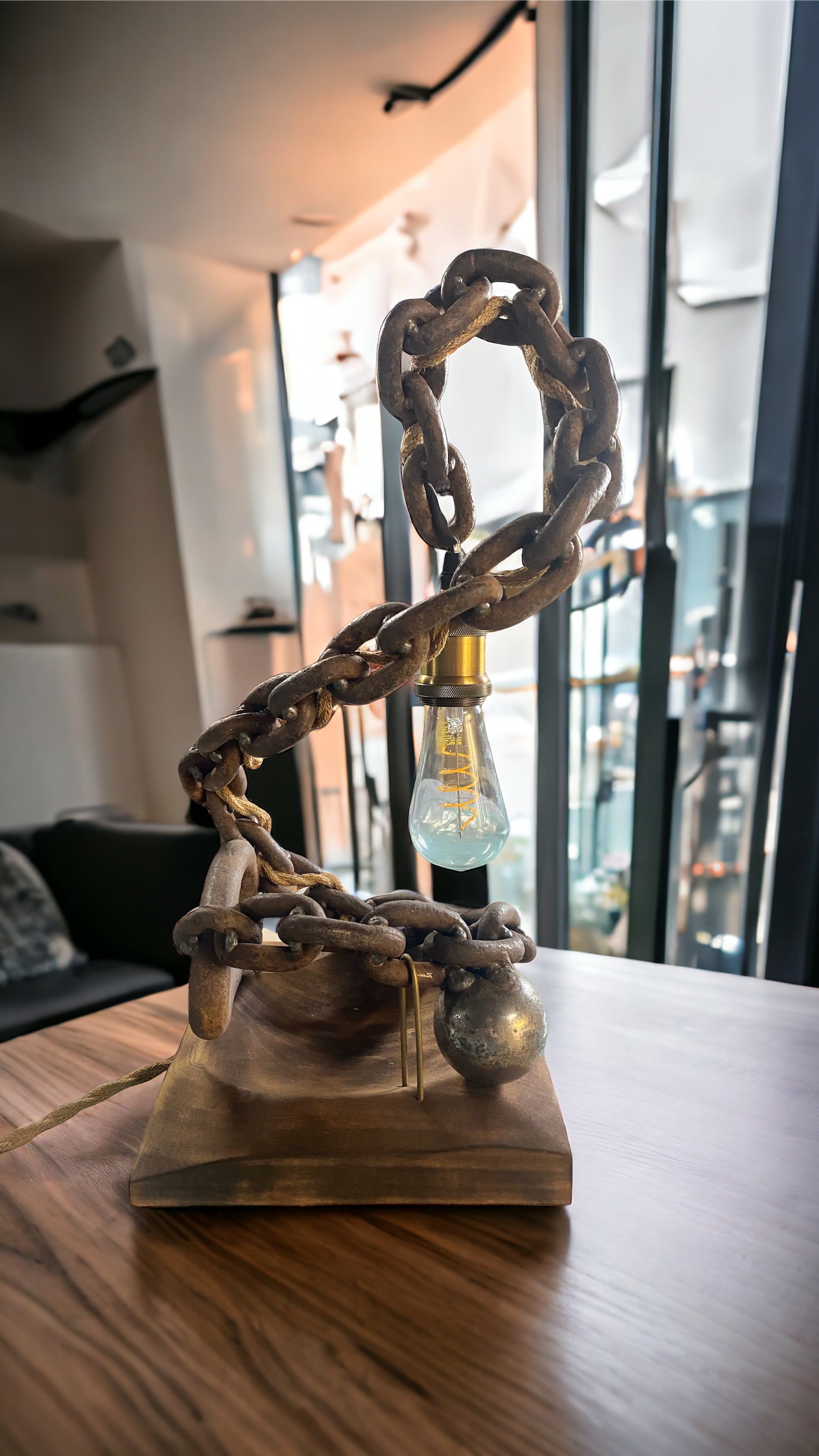 Chain Lamp